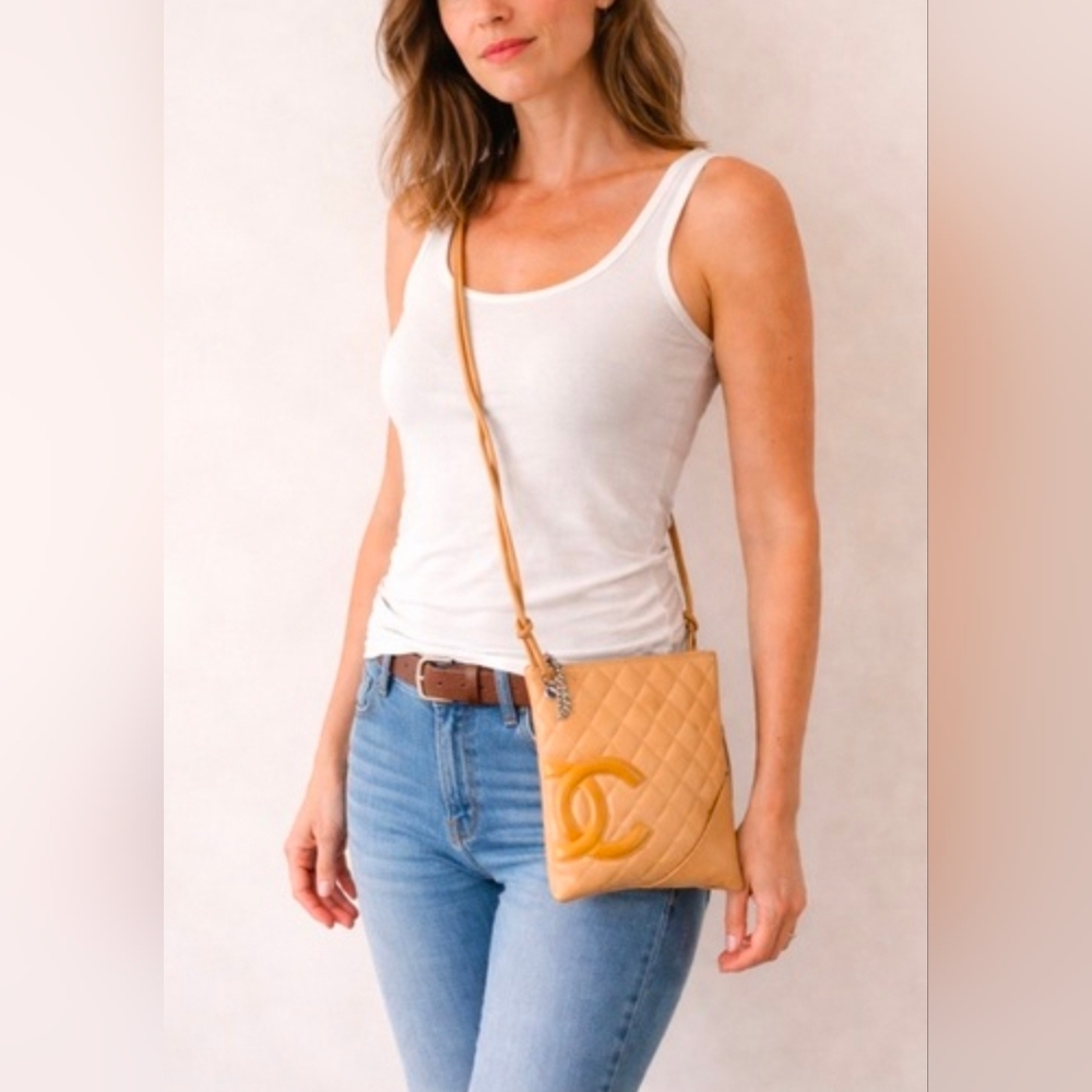 🔥 Chanel Cambon Crossbody 🔥 - Picture 11 of 13